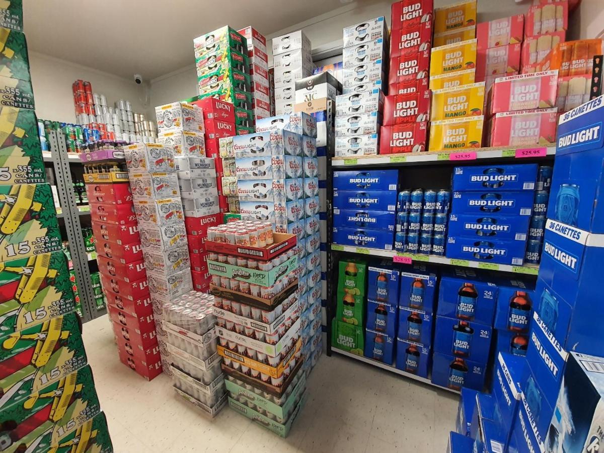 Sundre Motor Inn 外观 照片