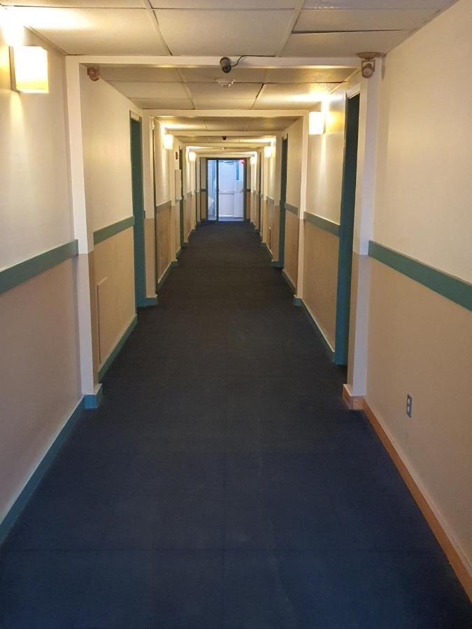Sundre Motor Inn 外观 照片