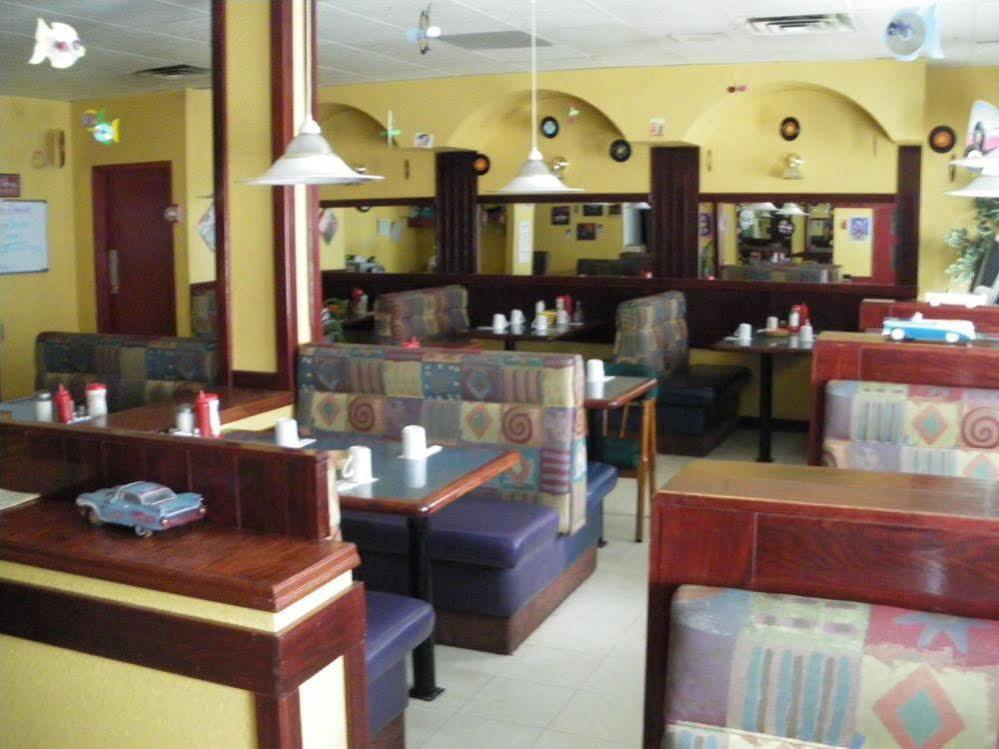 Sundre Motor Inn 外观 照片
